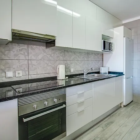 2bd Pool Balcony Wifi Ac Parking 250m * Albufeira
